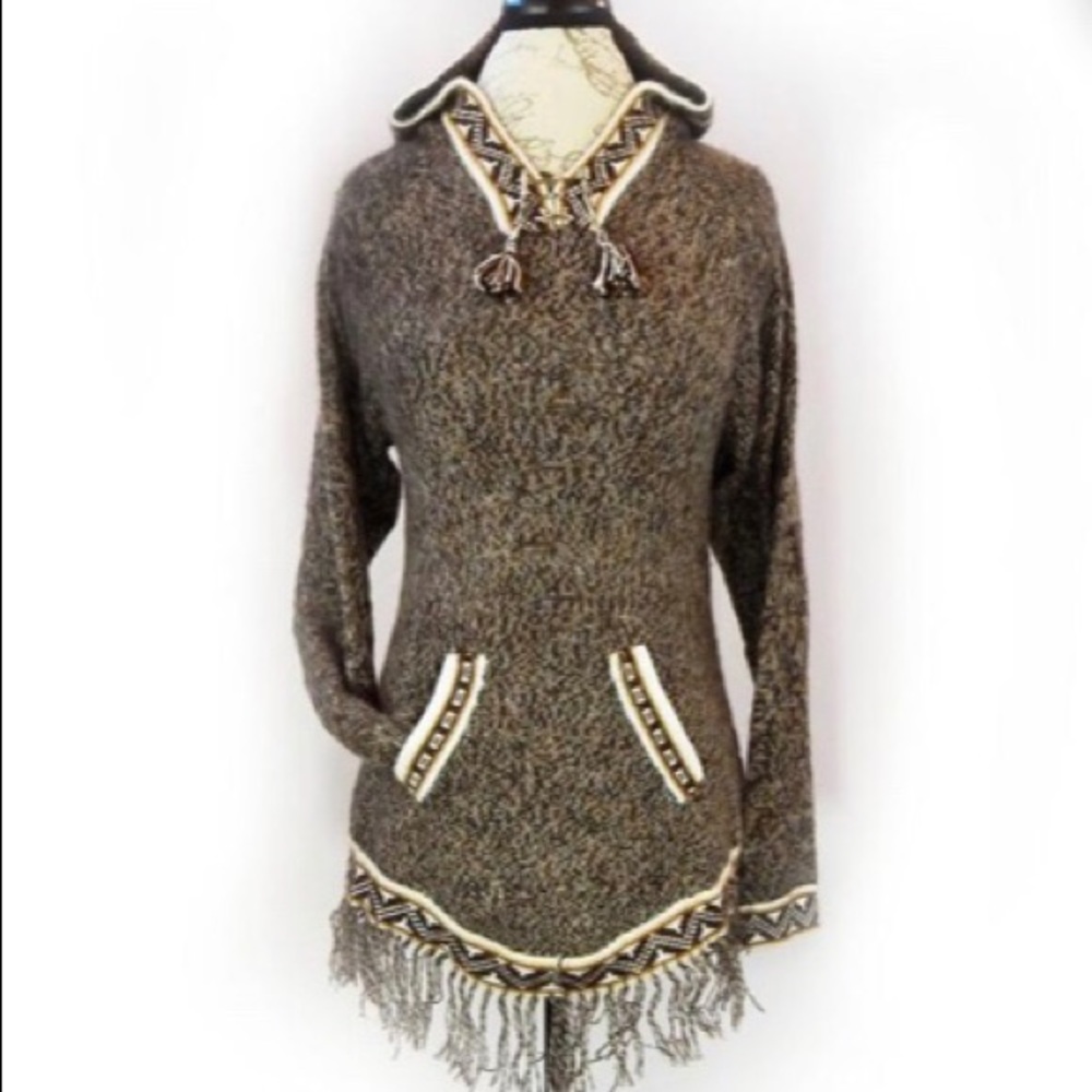 Alpaca wool hooded sweater